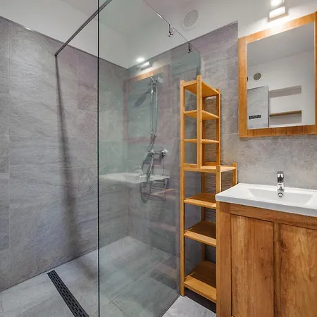 Lovely Terrace With Car Place